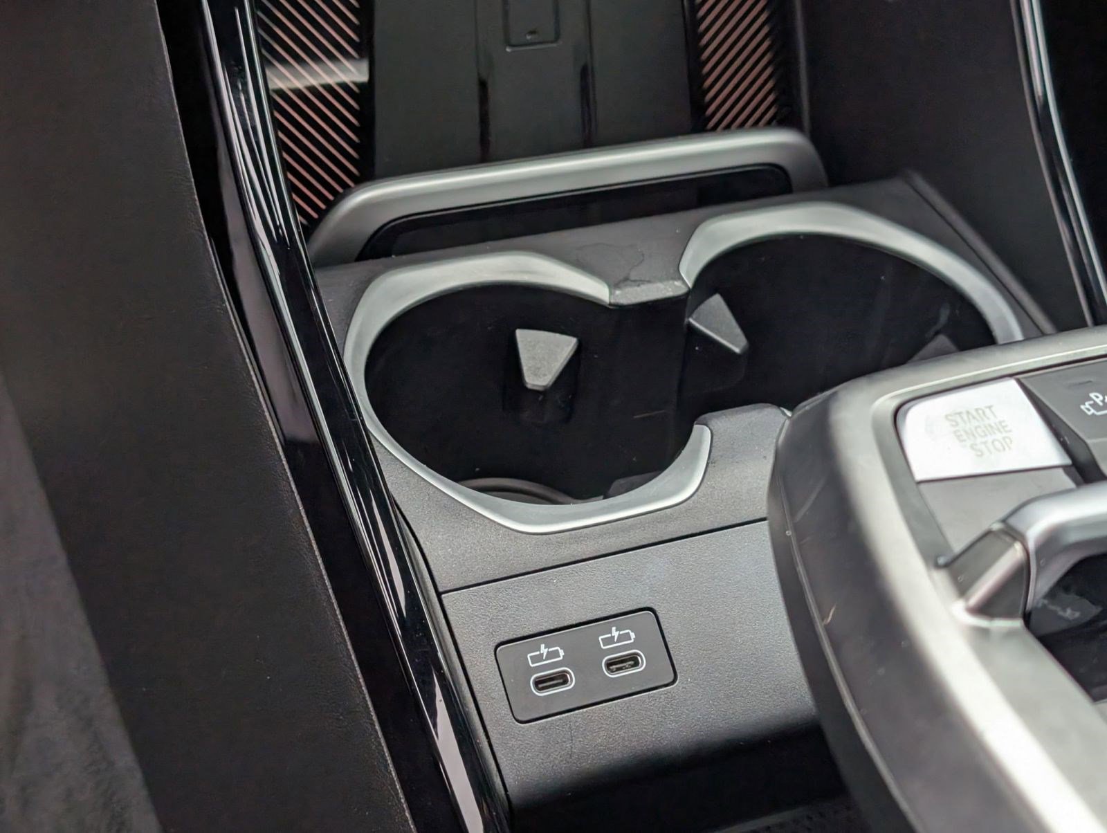 Used 2025 BMW X1 xDrive28i w/ Technology Package image 25