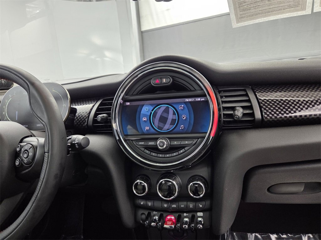 Used 2021 MINI Cooper S image 18