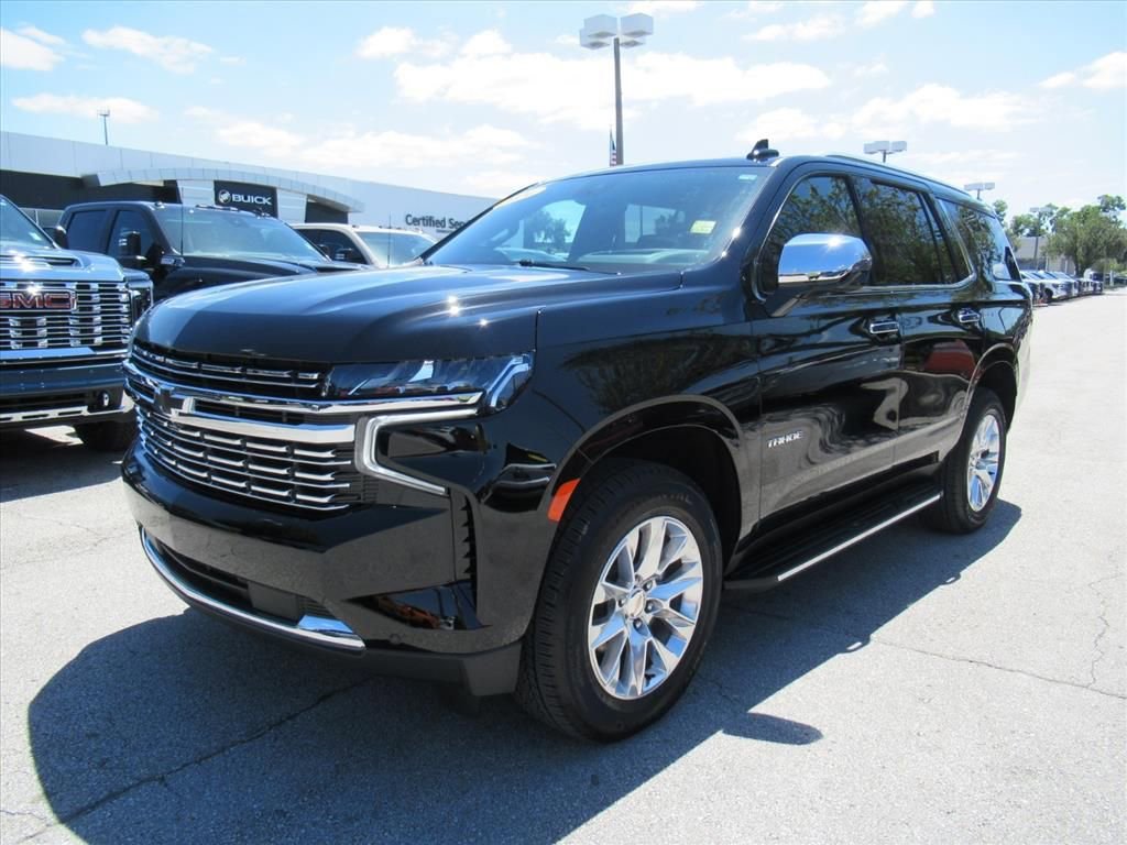 Used 2024 Chevrolet Tahoe Premier AWD/4WD image 3