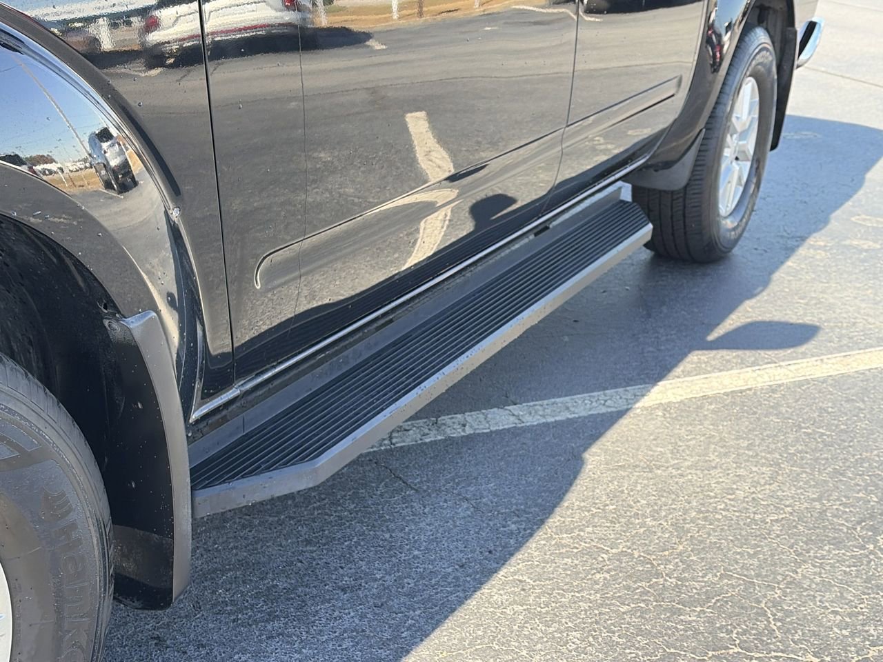 Certified 2019 Nissan Frontier SV w/ Value Truck Package image 9