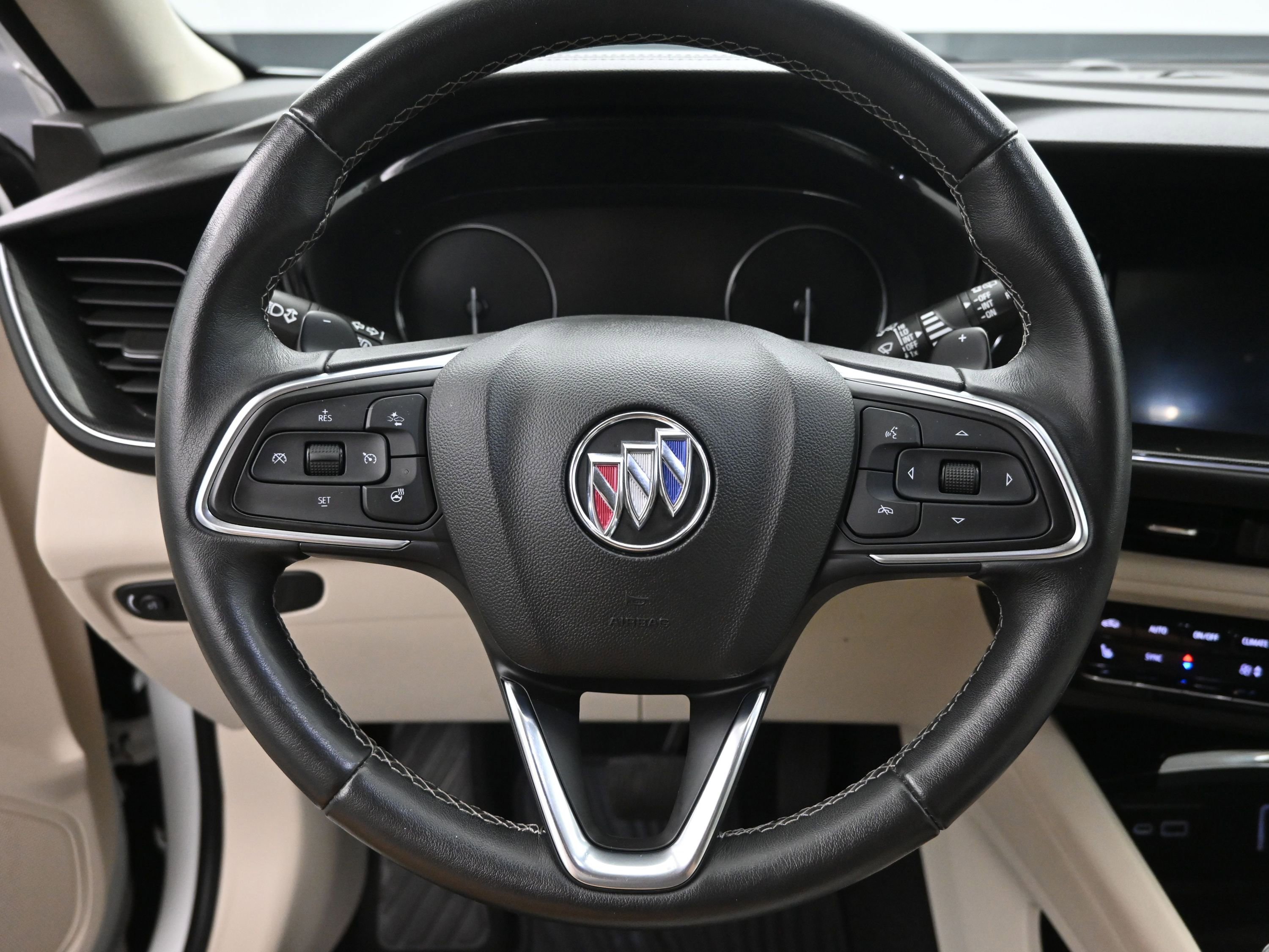 Used 2021 Buick Envision Preferred FWD image 13