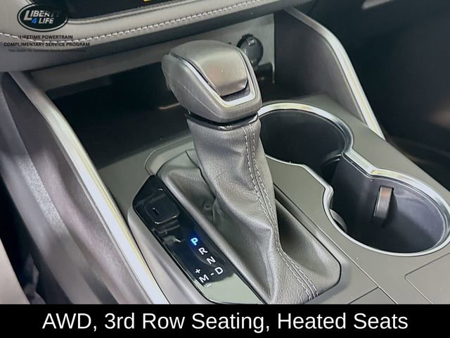 Used 2024 Toyota Highlander XLE image 16