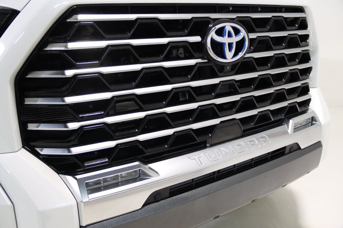 Used 2024 Toyota Tundra Capstone AWD/4WD image 29