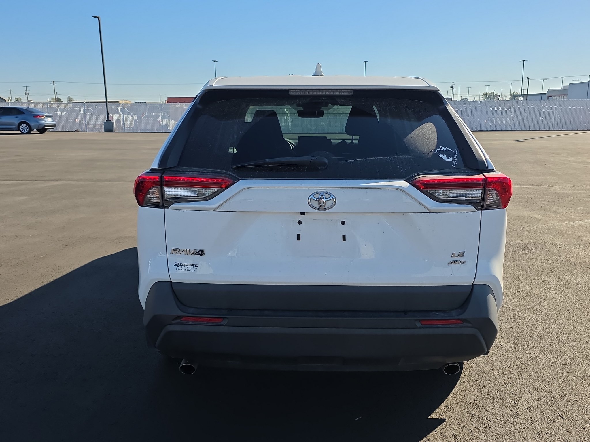 Certified 2022 Toyota RAV4 LE AWD/4WD image 7