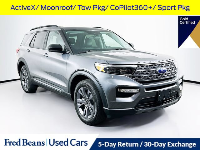 Certified 2024 Ford Explorer XLT w/ Equipment Group 202A AWD/4WD image 1