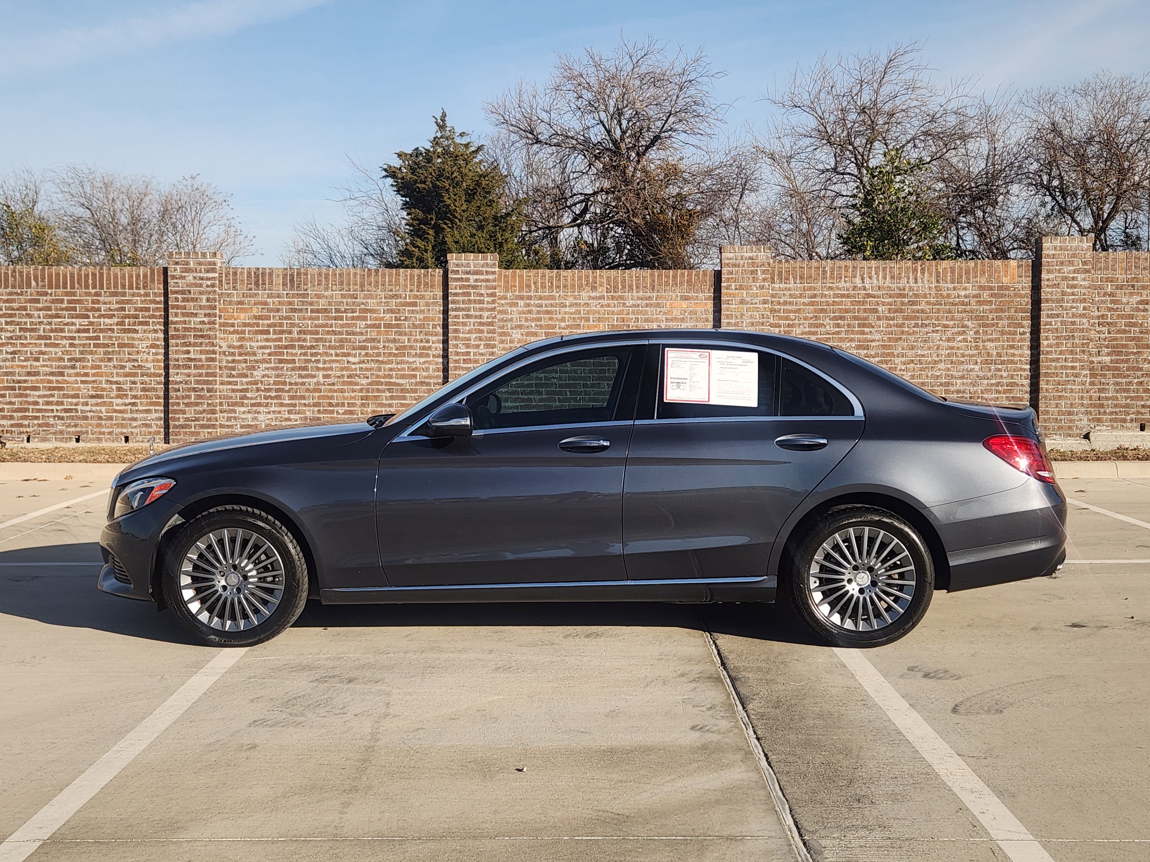 Used 2015 Mercedes-Benz C 300 4MATIC Sedan image 5