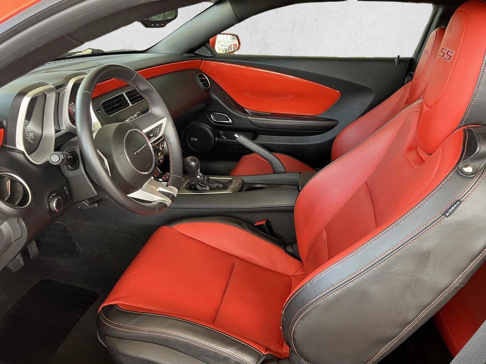 Used 2011 Chevrolet Camaro SS w/ RS Package RWD image 9