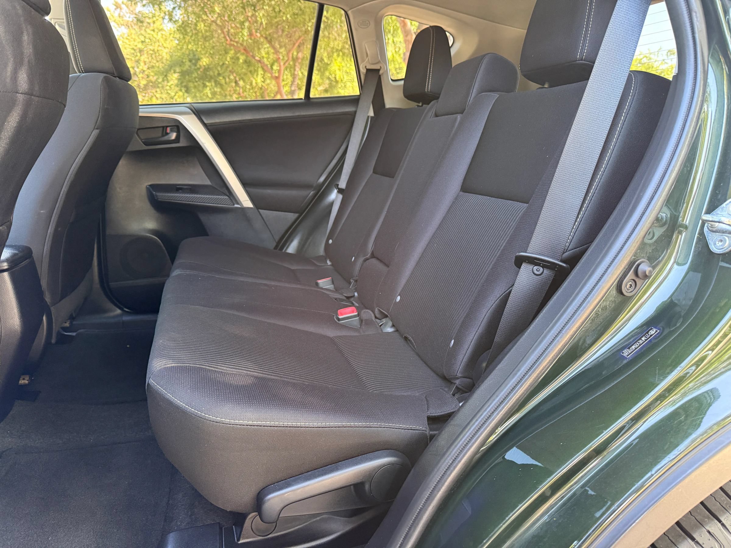 Used 2013 Toyota RAV4 XLE FWD image 25