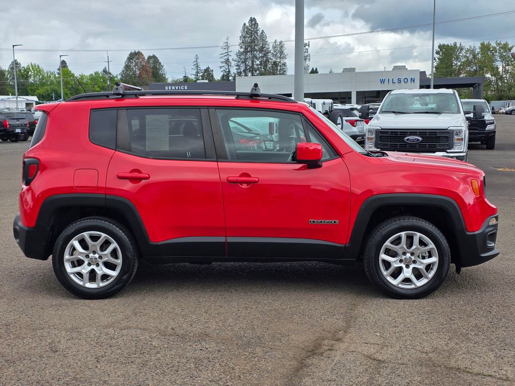Used 2015 Jeep Renegade Latitude w/ Cold Weather Group II AWD/4WD image 25