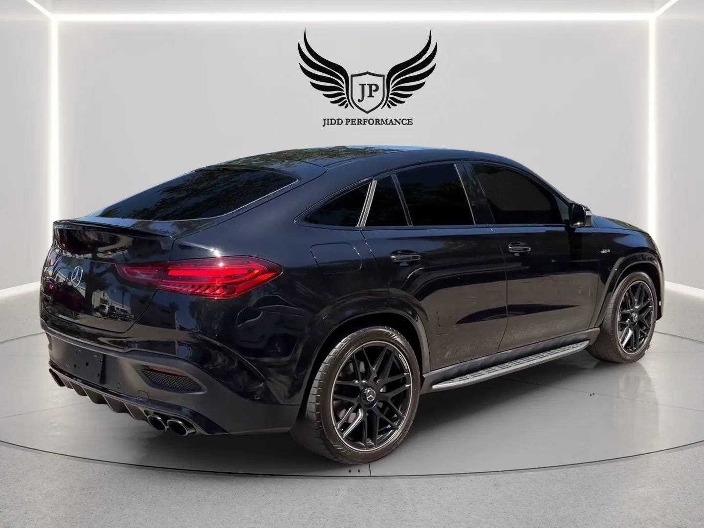Used 2024 Mercedes-Benz GLE 53 AMG 4MATIC Coupe image 36