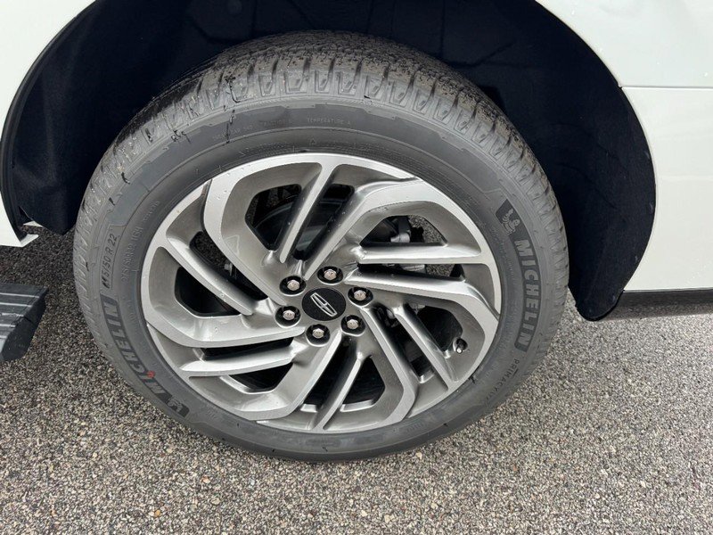 New 2025 Lincoln Navigator Reserve image 27