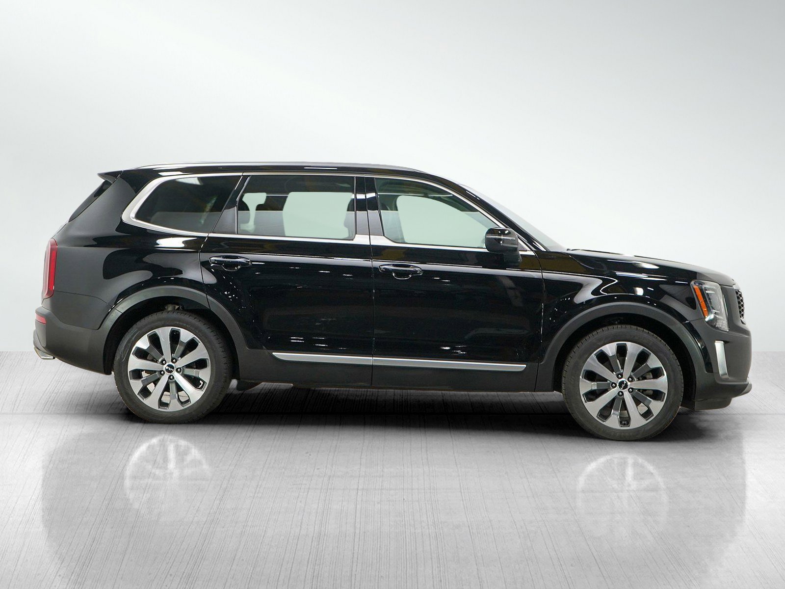 Used 2022 Kia Telluride S AWD/4WD image 6