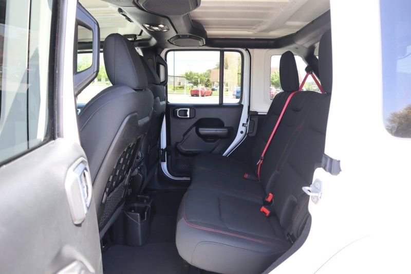 Used 2020 Jeep Wrangler Unlimited Rubicon w/ Quick Order Package 28Y Recon image 15