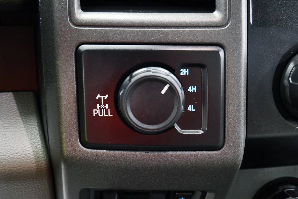 Used 2020 Ford F250 XL w/ Power Equipment Group AWD/4WD image 28