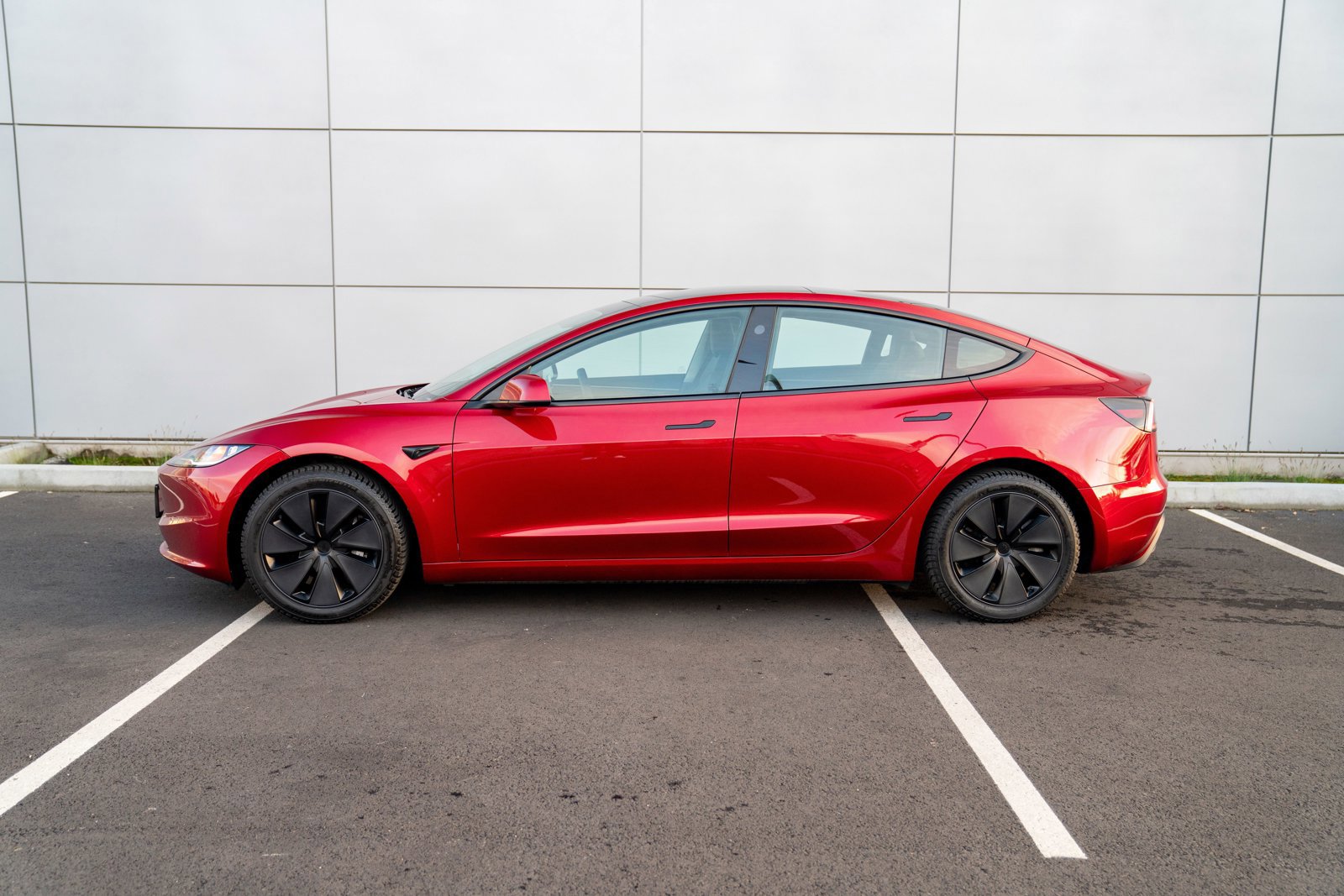 Used 2024 Tesla Model 3 Long Range image 2