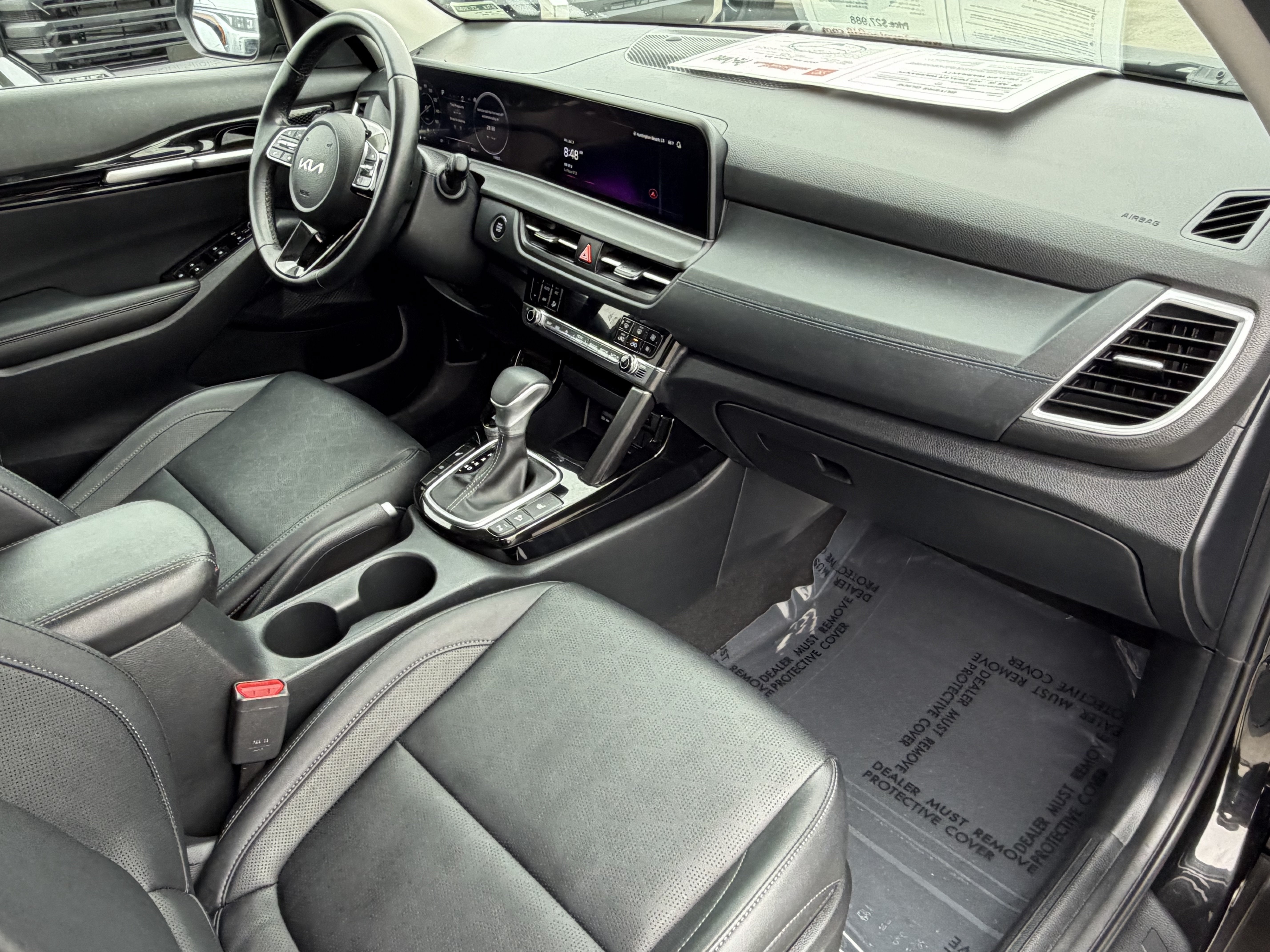 Used 2025 Kia Seltos EX w/ EX Sunroof Package FWD image 9