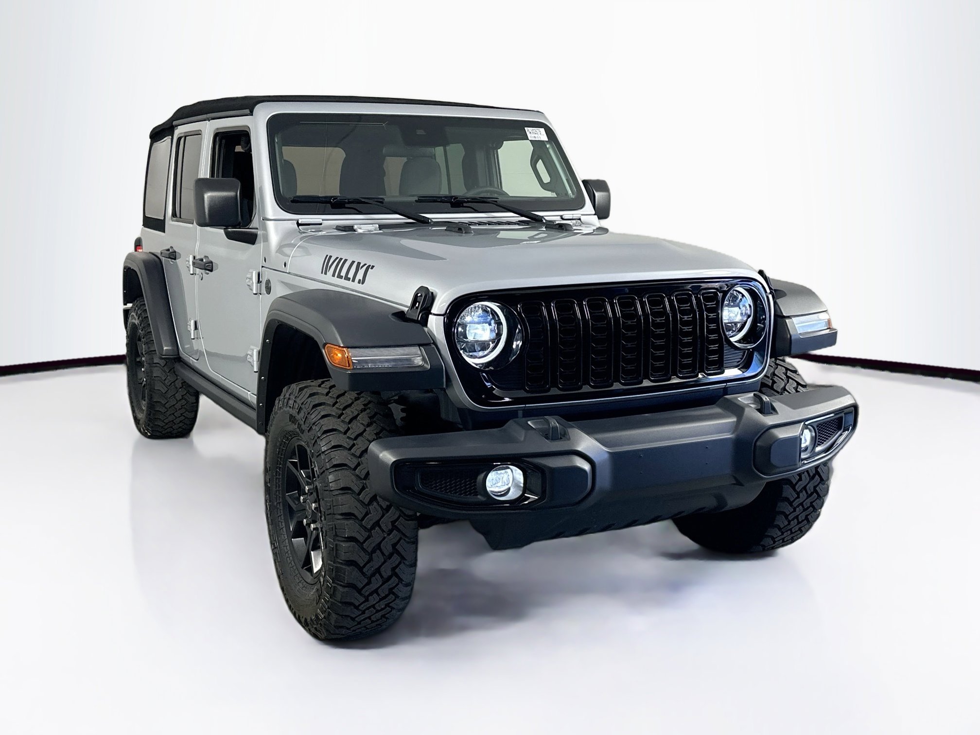 Used 2024 Jeep Wrangler Willys image 3