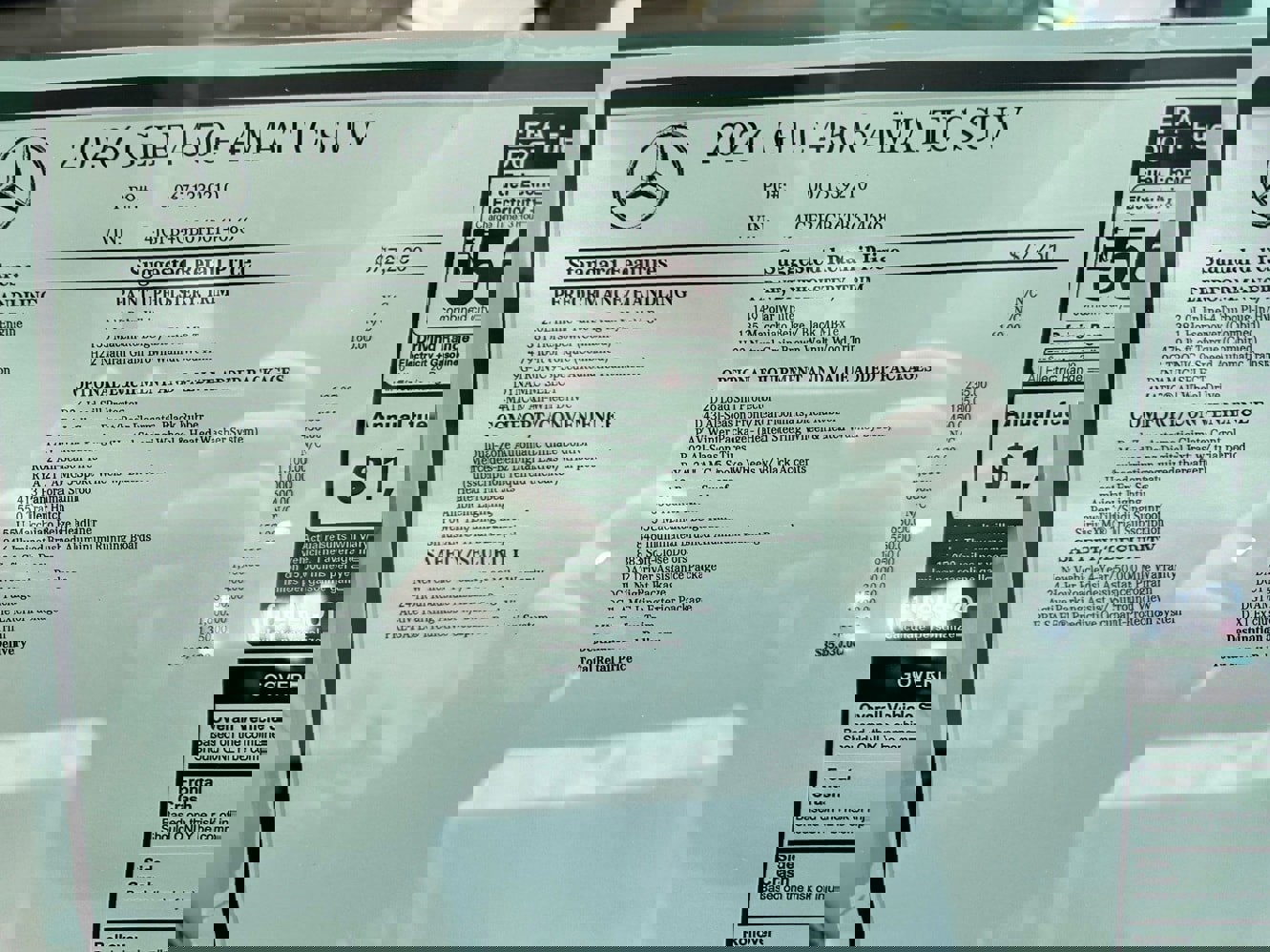 New 2026 Mercedes-Benz GLE 450e Exclusive 4MATIC AMG Line Plug image 17