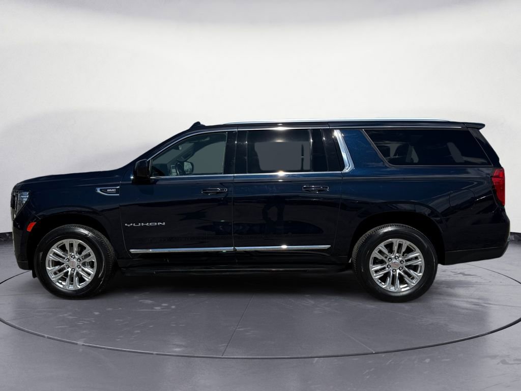 Used 2021 GMC Yukon XL SLT w/ Rear Media and Nav Package image 17