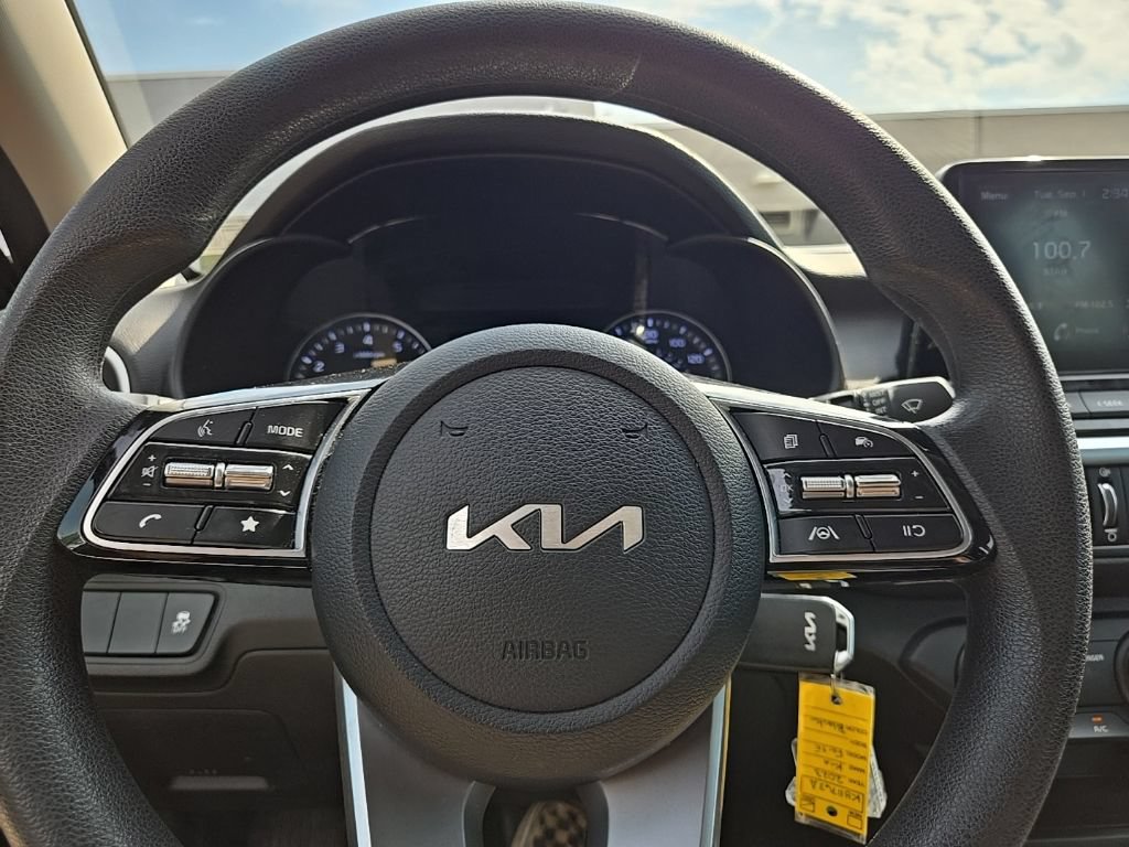 Certified 2023 Kia Forte LXS FWD image 13