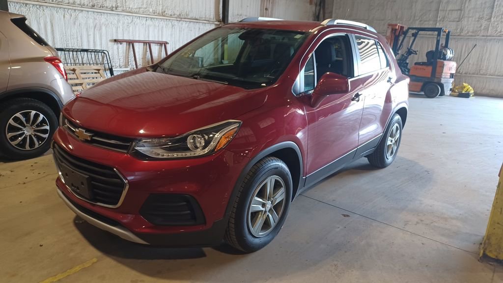 Used 2018 Chevrolet Trax LT w/ LT Convenience Package image 1