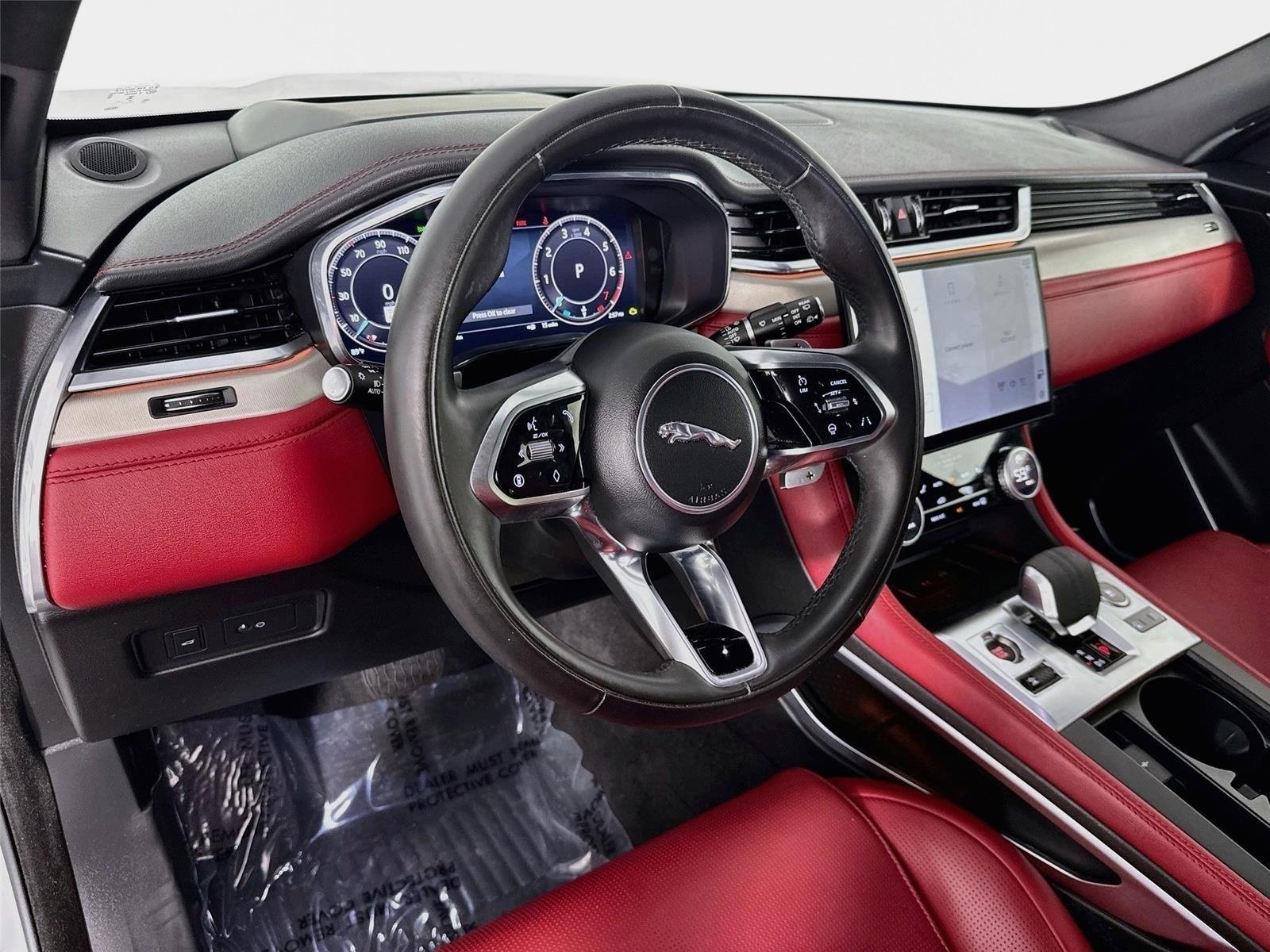 Used 2025 Jaguar F-PACE R-Dynamic S AWD/4WD image 9