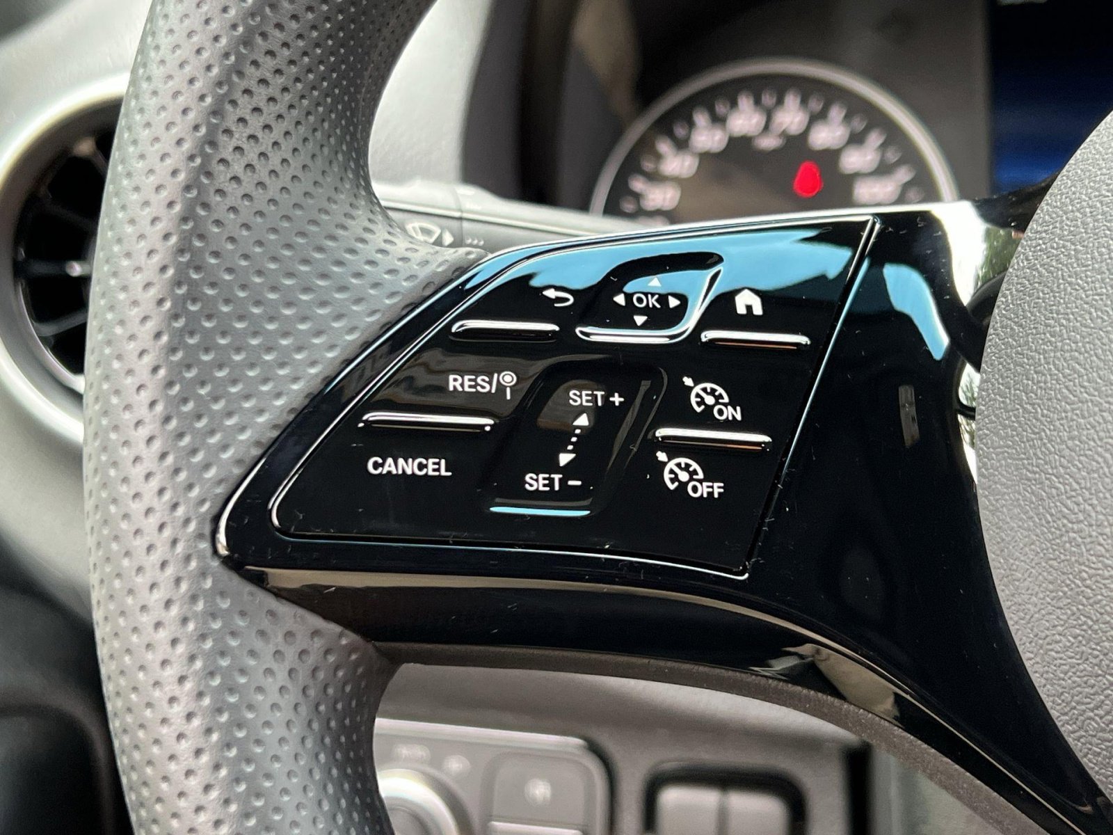 New 2025 Mercedes-Benz Sprinter 2500 image 31