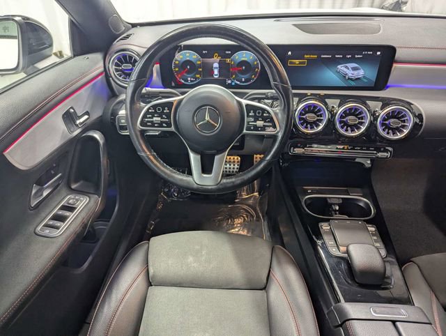Used 2022 Mercedes-Benz CLA 250 image 7