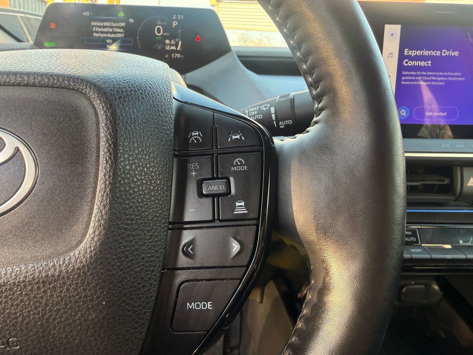 Used 2023 Toyota Prius XLE image 17
