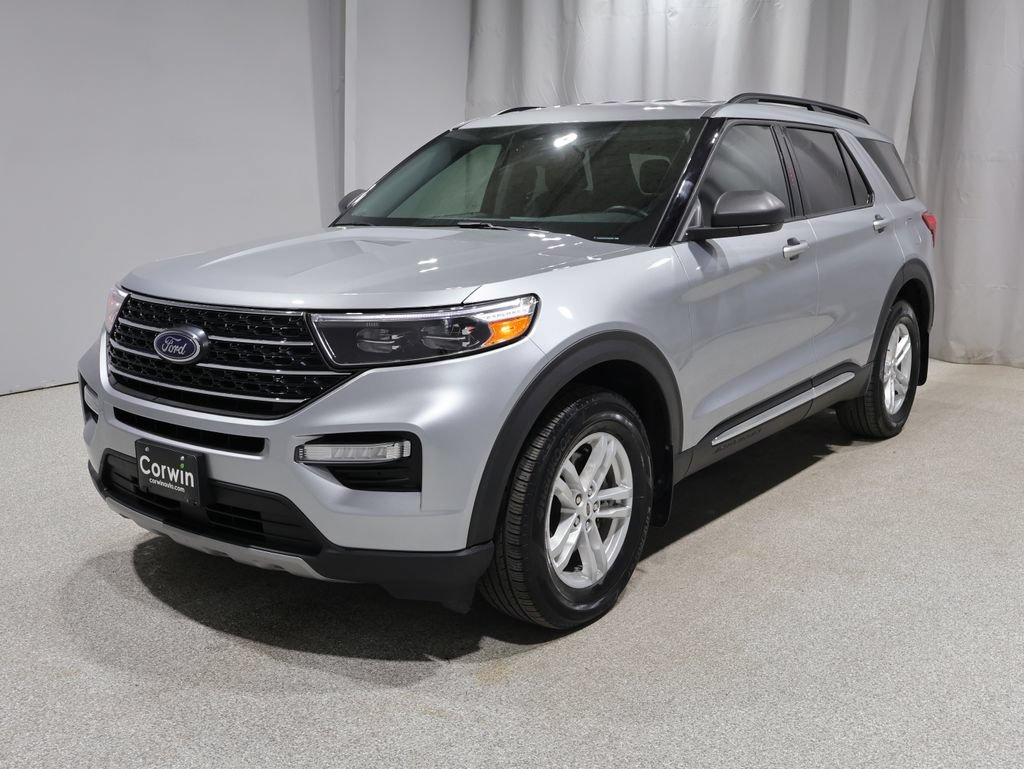 Used 2022 Ford Explorer XLT AWD/4WD image 6