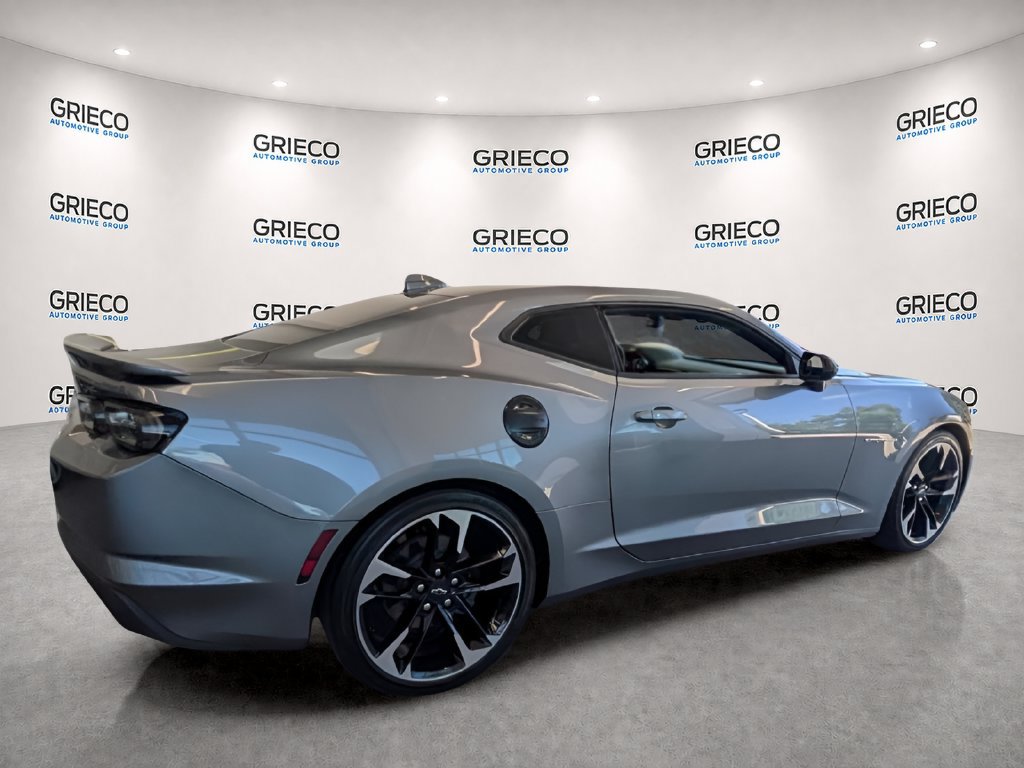 Used 2021 Chevrolet Camaro LT RWD image 12