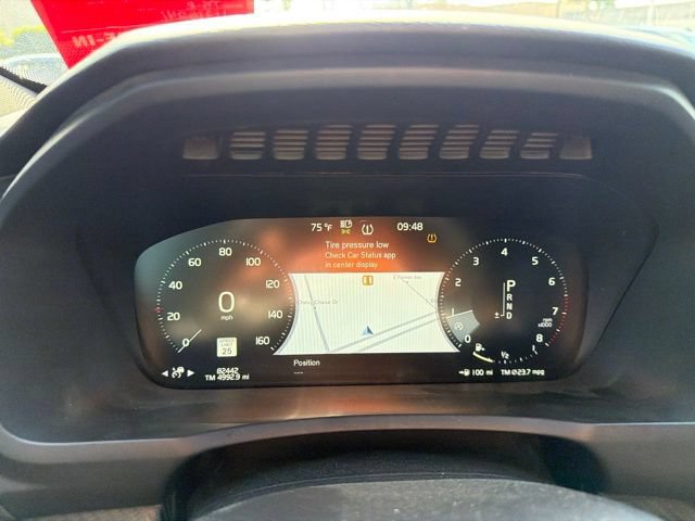 Used 2018 Volvo XC90 T5 R-Design w/ Convenience Package FWD image 8