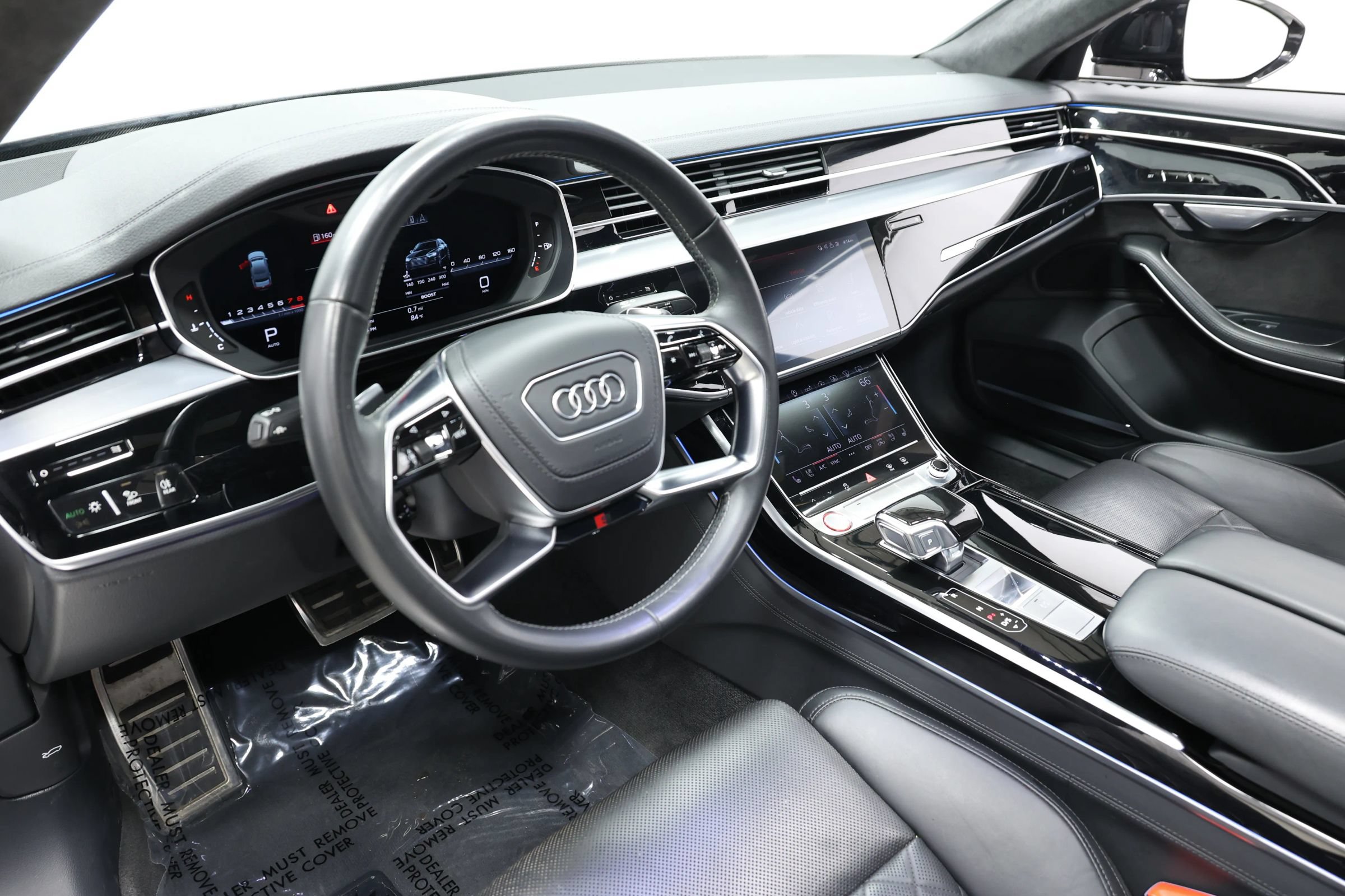 Used 2020 Audi S8 L w/ S8 Executive Package AWD/4WD image 2