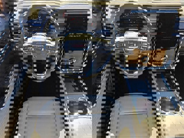 New 2026 GMC Acadia Elevation image 13