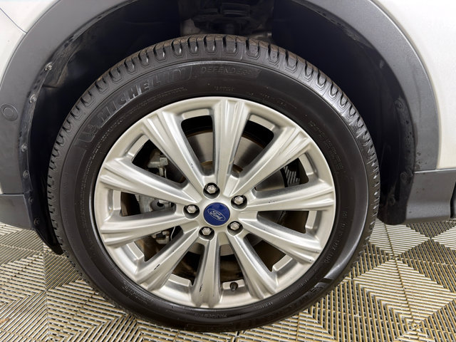 Used 2018 Ford Escape Titanium AWD/4WD image 12