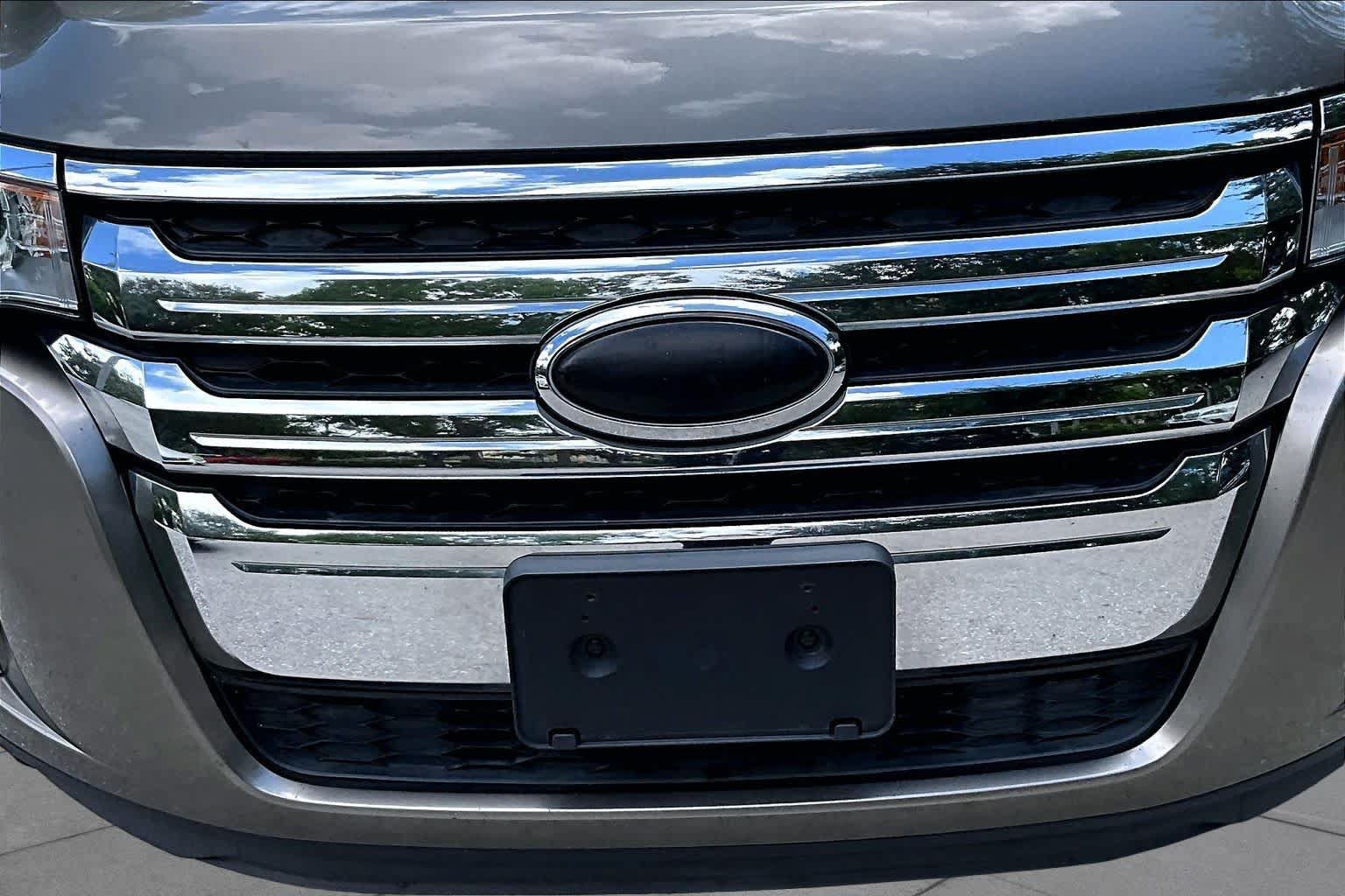 Used 2013 Ford Edge SEL FWD image 29