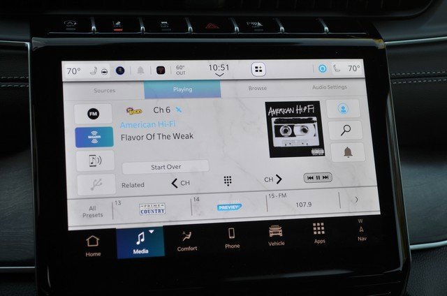 New 2025 Jeep Grand Cherokee Limited w/ Luxury Tech Group II image 26