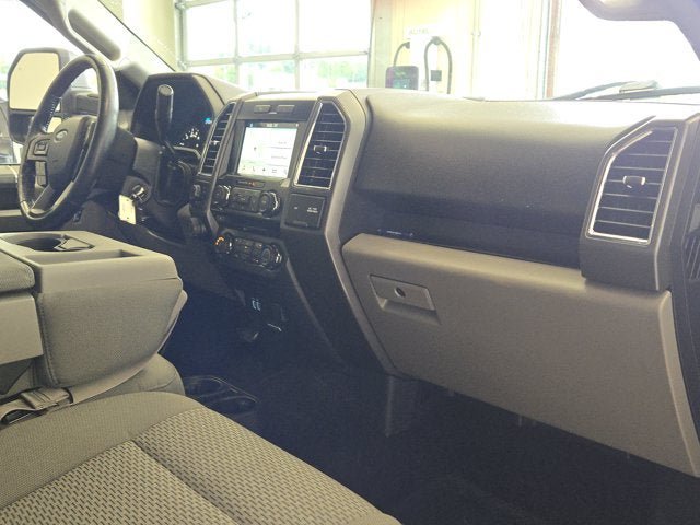 Used 2016 Ford F150 4x4 SuperCrew image 4