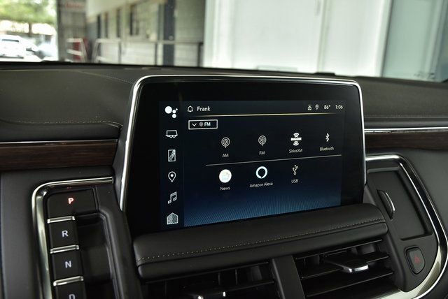 Used 2024 Chevrolet Suburban High Country AWD/4WD image 28