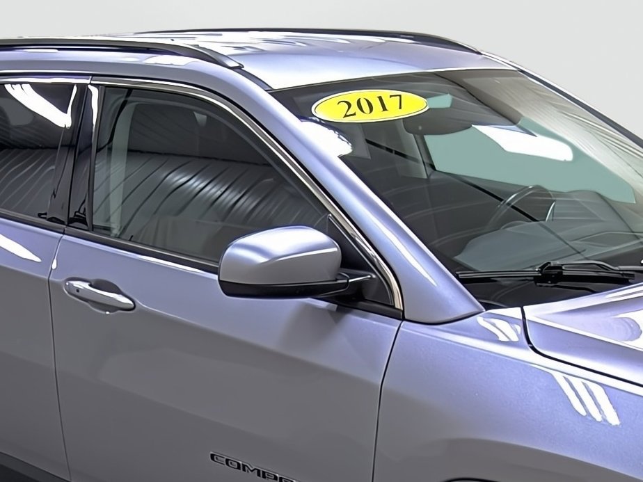 Used 2017 Jeep Compass Latitude w/ Popular Equipment Group image 15