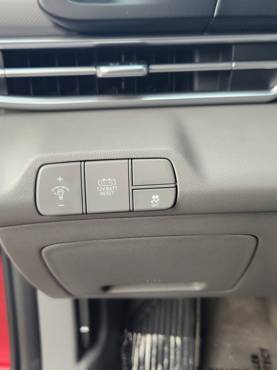 Certified 2025 Hyundai Elantra Blue image 10