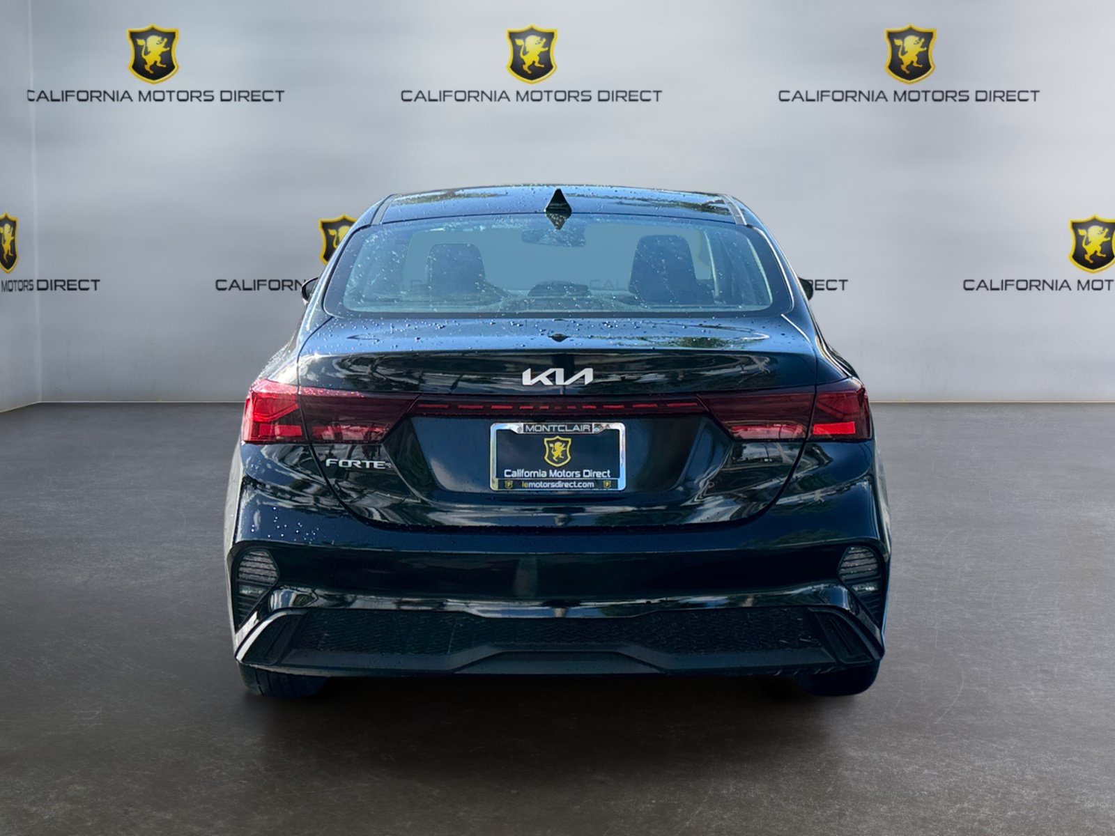 Used 2023 Kia Forte LXS w/ LXS Technology Package FWD image 4