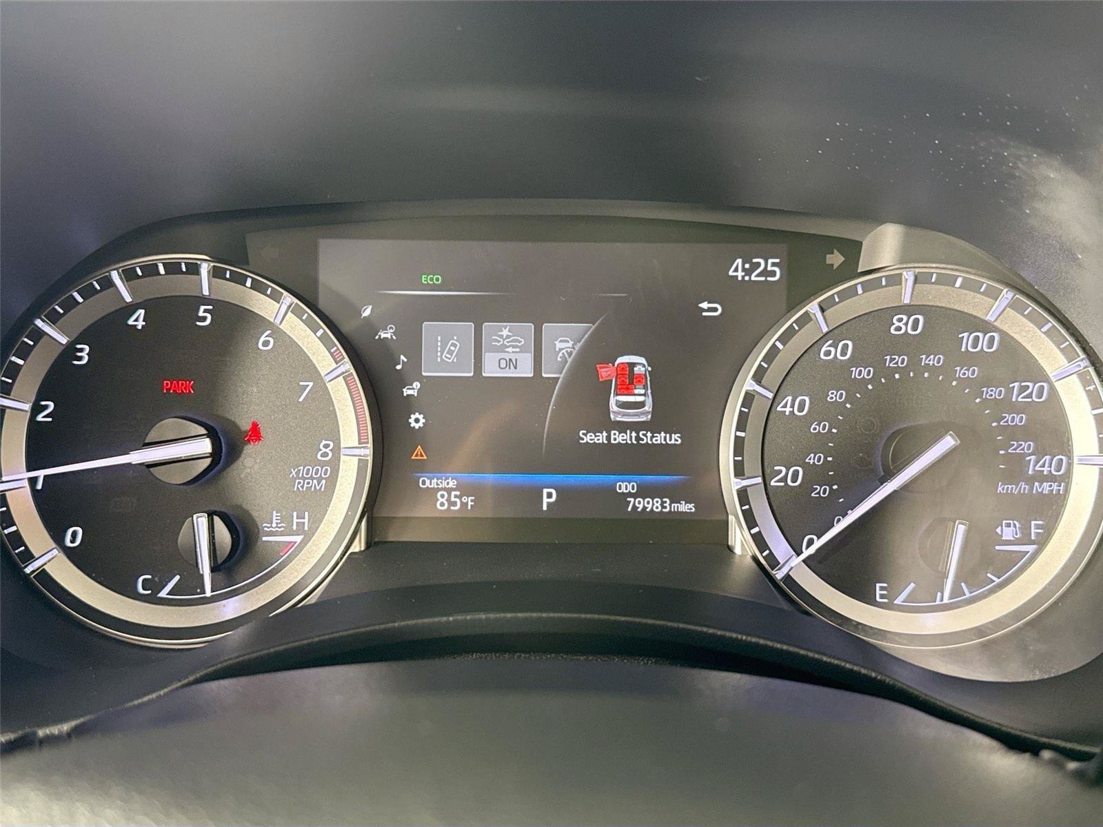 Used 2022 Toyota Highlander XLE FWD image 20