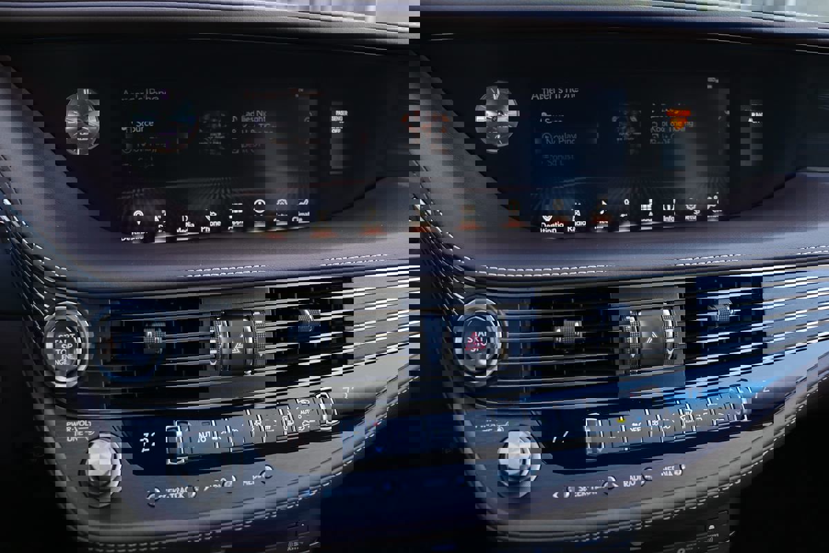 Used 2018 Lexus LS 500 w/ Interior Upgrade Package image 34