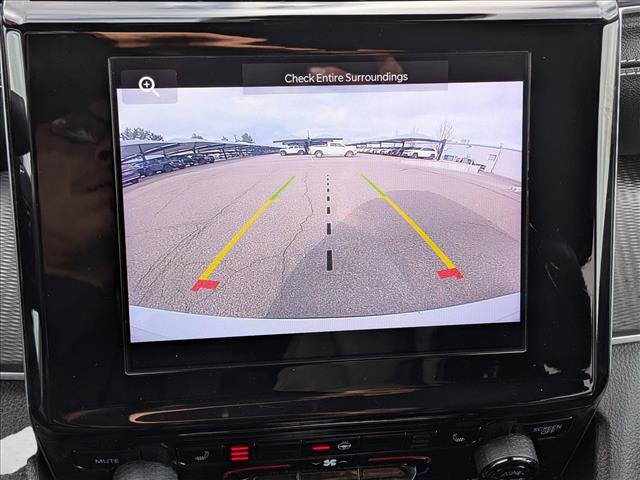 Used 2024 Jeep Grand Cherokee L Laredo image 13