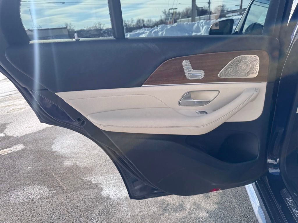 Used 2021 Mercedes-Benz GLE 450 4MATIC image 25
