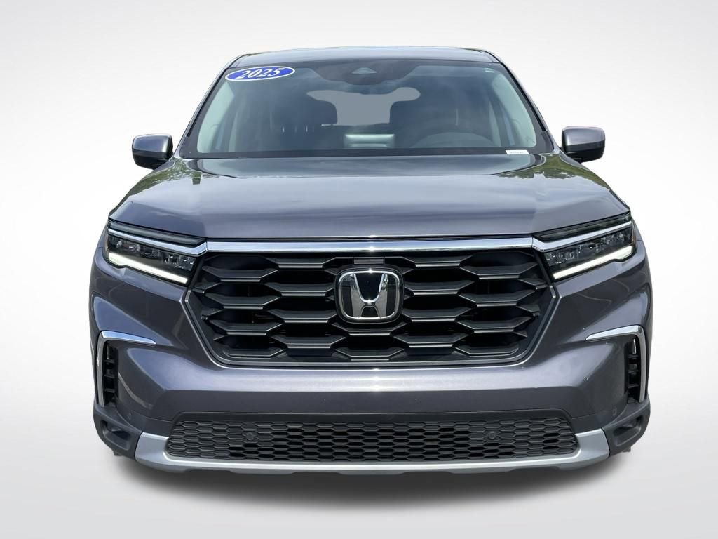 Certified 2025 Honda Pilot EX-L image 9