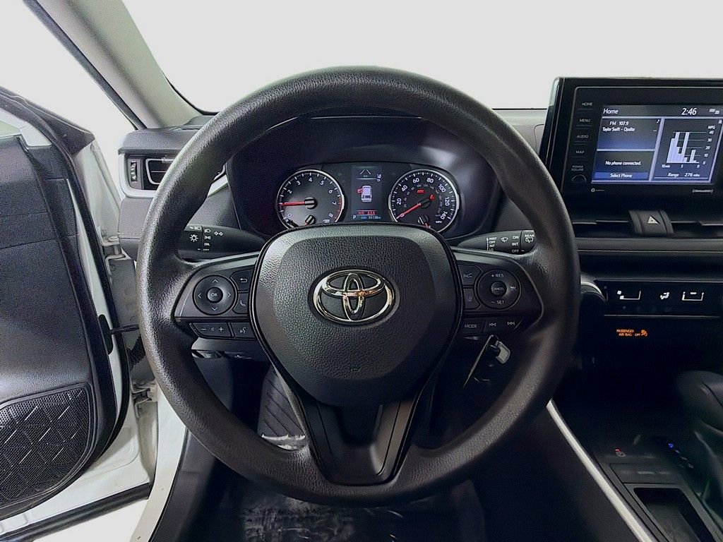 Used 2020 Toyota RAV4 LE image 27