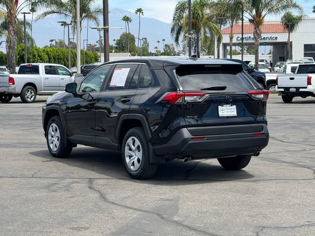 Used 2023 Toyota RAV4 LE FWD image 8