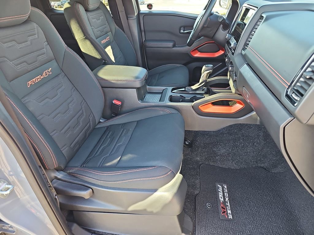 Used 2024 Nissan Frontier PRO-4X w/ Off-Road Protection Package image 13